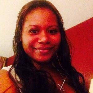 Meet your Posher, Stefanie